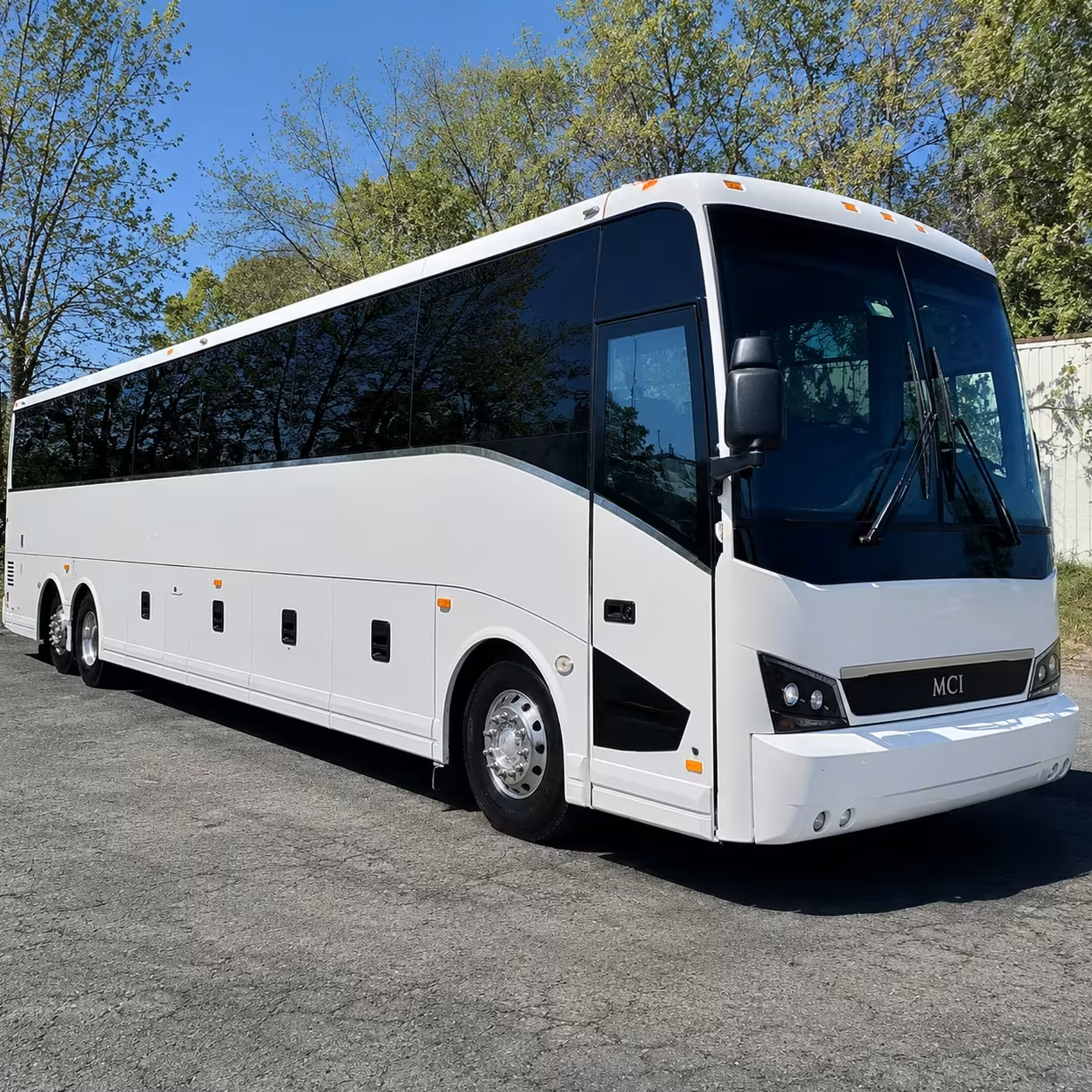 employee shuttle buses for cupertino tech campuses